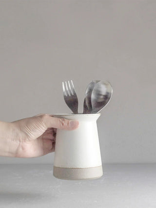 Photo of KINTO Ceramic Lab Cutlery Holder (60mm/2.3in) ( ) [ KINTO ] [ Storage ]